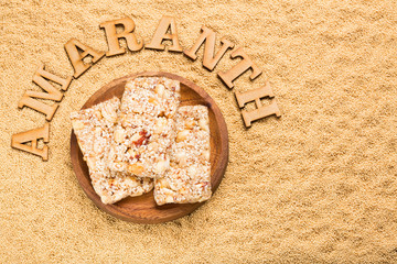 Grains and amaranth bar (Amaranthus). Folic acid
