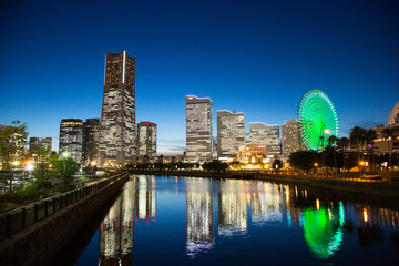 みなとみらい夕景