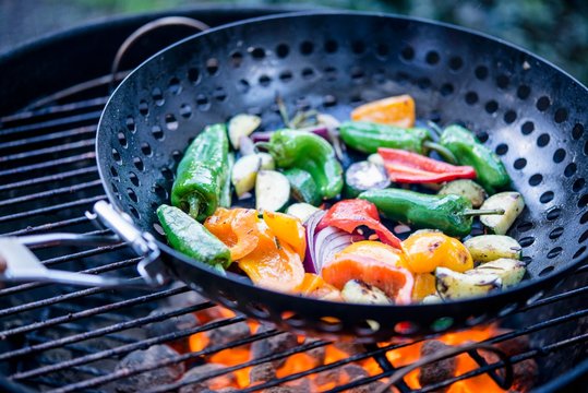 Grilling vegetables