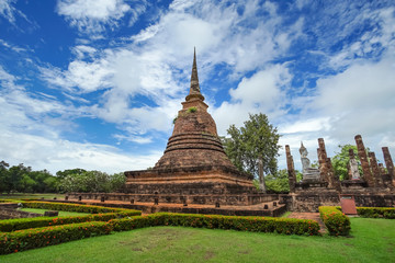 Naklejka premium UNESCO World Heritage site Wat Sa Si in Sukhothai.