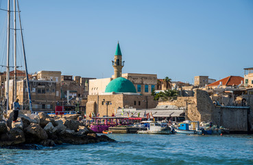 Port of Acre and Sinan Pasha Mosque sea view - obrazy, fototapety, plakaty