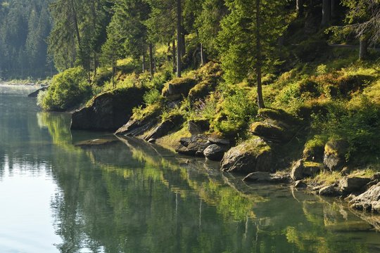 Lake Cauma, bathing lake in the Flims large forest, Flims, canton Graubunden, Switzerland, Europe