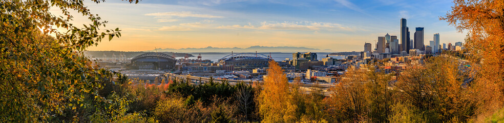 Panorama of Seattle downtown skyline sunset view in the fall from Dr. Jose Rizal Park