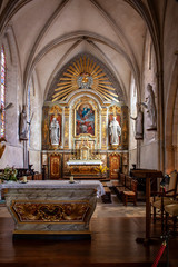 Fototapeta na wymiar Sainr-Mère-Eglise. Intérieur de l'église Notre-Dame de l'Assomption. Manche. Normandie