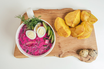 Lithuanian cold beet soup (Saltibarsciai)