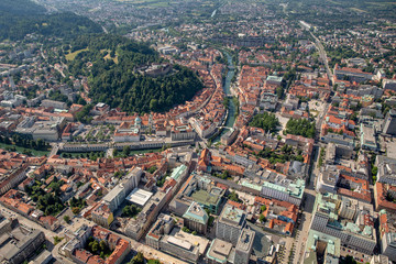 Obraz premium Aerial view of Ljubljana old town and Ljubljanica River, Capital city of Slovenia