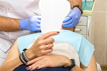 Fototapeta premium Doctor works in a stomatologic clinic