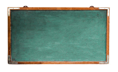 Obraz premium Green old grungy vintage wooden empty wide chalkboard or retro blackboard with weathered frame and isolated on seamless white background. Concept for education with empty space for text.