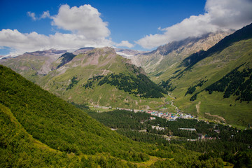Fototapeta na wymiar View of the village Terskol from Mount Cheget