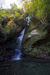 琵琶の滝(徳島県三好市西祖谷山村)