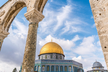 Obraz premium The Dome of the Rock on the Temple Mount in Jerusalem