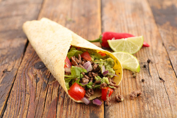 sandwich with minced beef,avocado and tomato