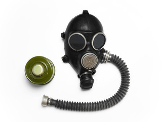 Civil gas mask, filtering means of individual protection