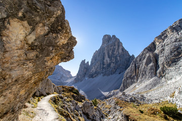Fototapeta na wymiar Mountain View with hiking trail in the European Alps, Tre Cime Nationalpark, Italy