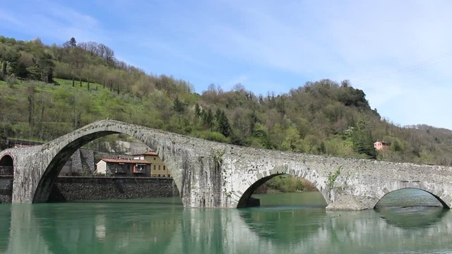 Ponte del Diavolo di Borgo a Mozzano, Lucca