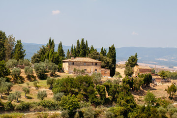 Fototapeta na wymiar a look at a typical Tuscan house