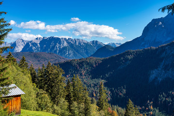 Deutschland - Bayern - Landschaft zwischen Garmisch und Wamberg