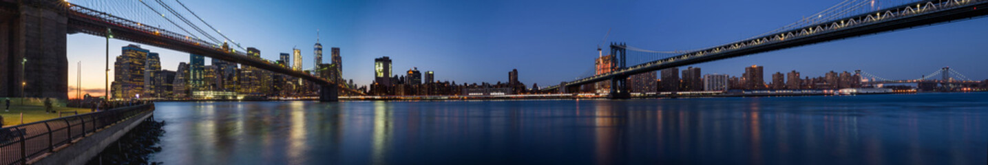 Fototapeta na wymiar Brooklyn Bridge Panorama
