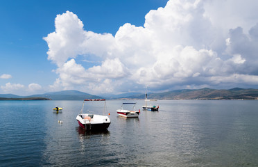 Fototapeta premium Boat on sea and blue sky