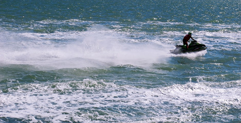 competidor de motos de agua en las carreras del 23 de septiembre de 2018 en la bahia de Cadiz capital, Andalucia. Espa&ntilde;a. Europa
