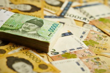 Korean won banknotes 