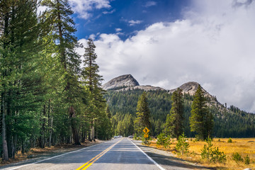 Travelling through Yosemite National Park on a beautiful autumn day, California