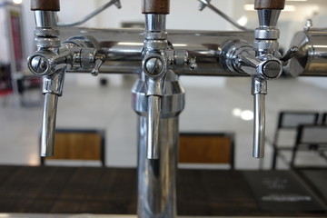 stapler for draft beer