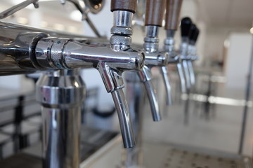 stapler for draft beer