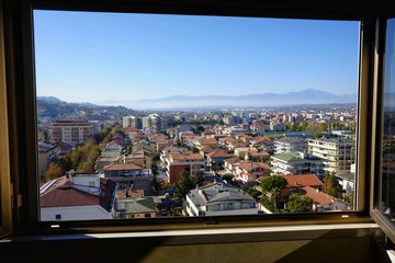 Fototapeta na wymiar the city of montesilvano seen from above