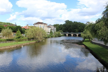Fototapeta na wymiar Village de Brantôme - Dordogne - Dite 