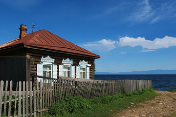 Fototapeta na wymiar The shore of Lake Baikal.