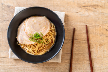 tonkotsu ramen noodles with chaashu pork