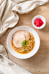tonkotsu ramen noodles with chaashu pork