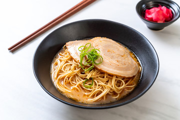 tonkotsu ramen noodles with chaashu pork