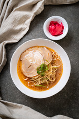 tonkotsu ramen noodles with chaashu pork