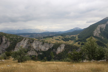 Fototapeta premium Umoljani and Lukomir hiking tour at Bjelasnica mountain is simply must see and experience journey for any true nature lover, if one ever comes across Sarajevo and Bosnia and Herzegovina. 