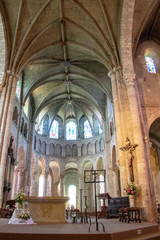 Fototapeta na wymiar Beaugency. Nef de l'abbatiale Notre-Dame. Loiret. Centre-Val de Loire 