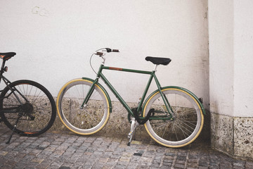 Fototapeta na wymiar Green Vintage bike