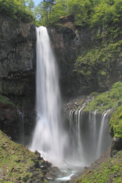 華厳の滝