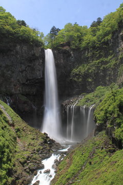 華厳の滝