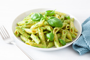 penne pasta with spinach basil pesto sauce