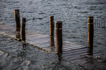 Fototapeta premium flooded pier in a lake
