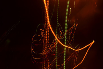 Colored light lines are obtained in the movement.