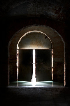 Tor Lichtstrahl geschlossen