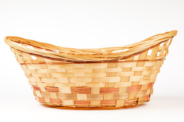 Obraz premium wicker basket isolated on white background