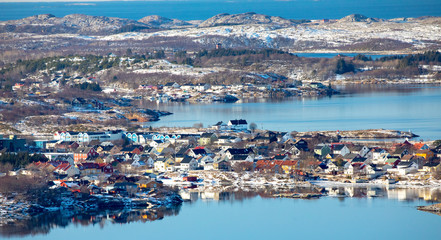 Naklejka premium Winter in residential area at Mosheim in Bronnoy municipality, Northern Norway