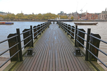 Fototapeta premium Thames River Pier London