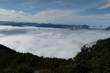 beautiful autumn hiking in berchtesgadener alps