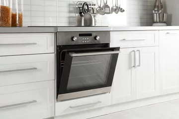 Foto op Plexiglas Open modern oven built in kitchen furniture © New Africa