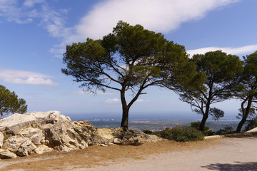 Fototapeta na wymiar Aussicht von einem Berg auf Mallorca